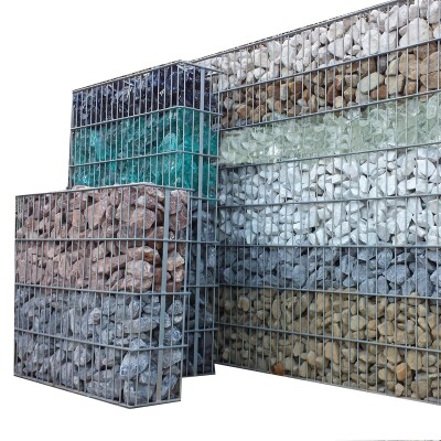 Gabionen-Steine bei Zaunland

Ob Basalt,...