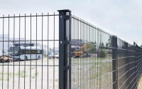 Zaunpfosten Typ VAP mit Profil-Abdeckleiste 3